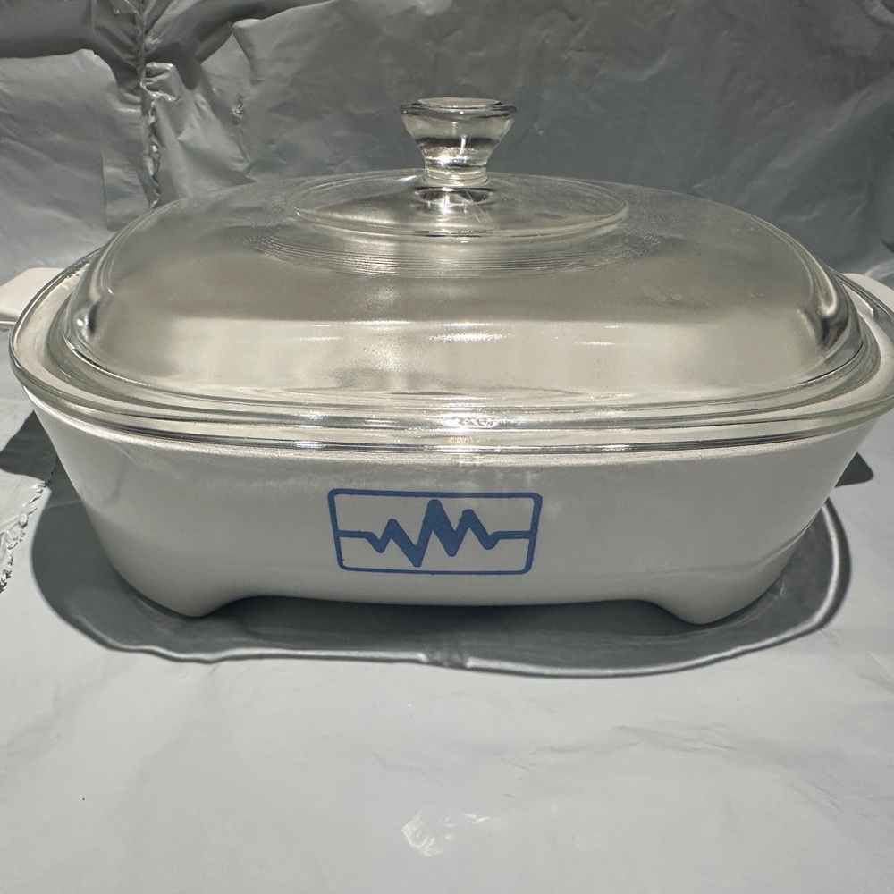 Vintage CORNING Ware Blue Radio Wave Heart beat EKG Microwave Brown N Sear